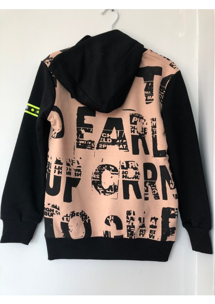 Erkek Çocuk Kapişonlu Sweatshirt