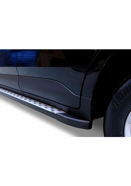 Ford Tourneo Courier Dot Line Yan Basamak 2024 ve Sonrası fırsatları