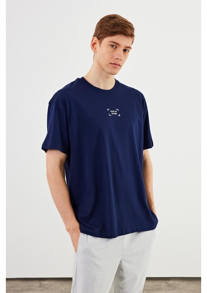 Leo Erkek Oversize Tshirt %100 Pamuk Bisiklet Yaka Baskı Detaylı Basic Tişört CMRE85