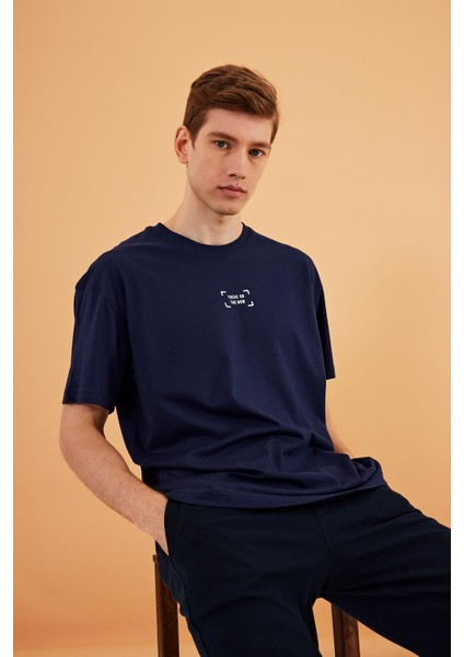 Leo Erkek Oversize Tshirt %100 Pamuk Bisiklet Yaka Baskı Detaylı Basic Tişört CMRE85 fırsatları