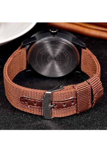 Erkek Kol Saati Lüks Askeri Stil Tarih Göstergeli Siyah Kadranlı (Yurt Dışından) modelleri
