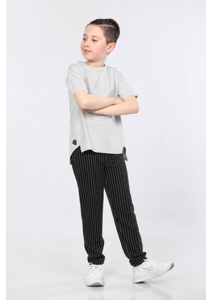 Erkek Çocuk T-Shirt ve Pantolon 2 Li Takım VF24KMR5109596 fiyatları