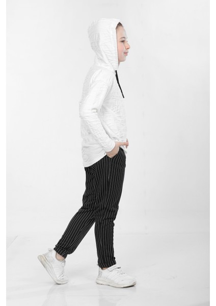 Erkek Çocuk Sweatshirt ve Pantolon 2 Li Takım VF24KMR5109192 fiyatları