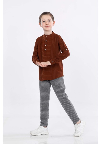 Erkek Çocuk Üç Düğme Hakim Yaka Gömlek ve Pantolon 2 Li Takım VF24KMR5109900