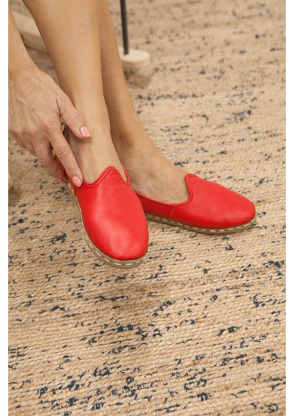 El Işçiliğiyle Özel Tasarlanmış Hakiki Deri Çarıklar: Geleneksel Yemeni Ayakkabı Işlemeli Zarafet indirimleri