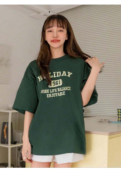 Holiday Baskılı Tshirt