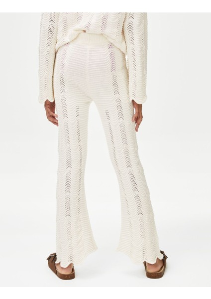 Yumuşak Dokulu Flared Fit Pantolon
