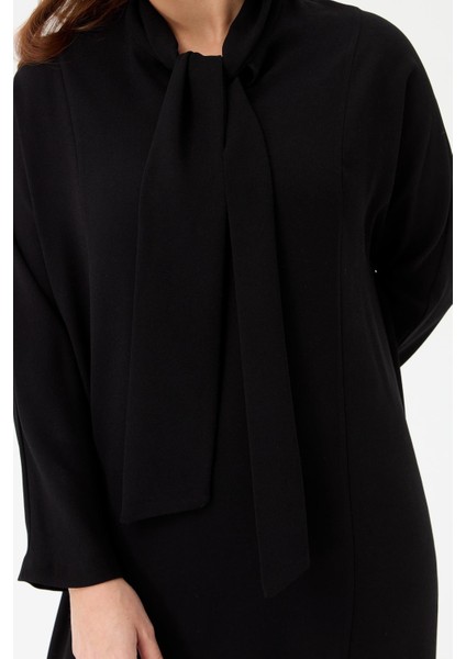 Büyük Beden Yaka Fularlı Elbise-SİYAH indirimleri