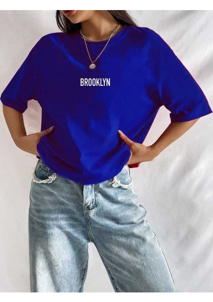 Brooklyn Baskılı Bisiklet Yaka T-Shirt fiyatları