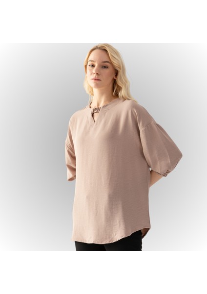 Kadın Bisküvi Yakası Düğme Detaylı Kolları Büzgülü Yarım Kol Salaş Kesim Aerobin Tunik modelleri