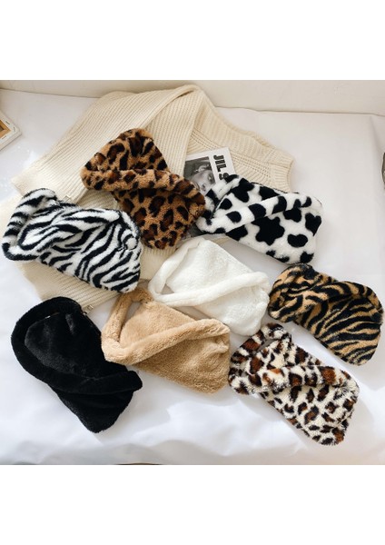 No.1 Tarzı Kabarık Omuz Askılı Çanta Peluş Yumuşak Koltukaltı Omuz Moda Rahat Yumuşak Crossbody Çanta Kadın Tote Çanta Debriyaj Çanta (Yurt Dışından) fiyatları