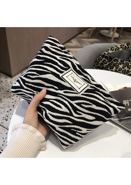 No.1 Tarzı Fudeam Moda Zebra Kadın Kozmetik Çantası Tuvalet Depolama Seyahat Debriyaj Tuval Kadın Büyük Kapasiteli Fermuar Makyaj Çantası Organize (Yurt Dışından) fırsatları