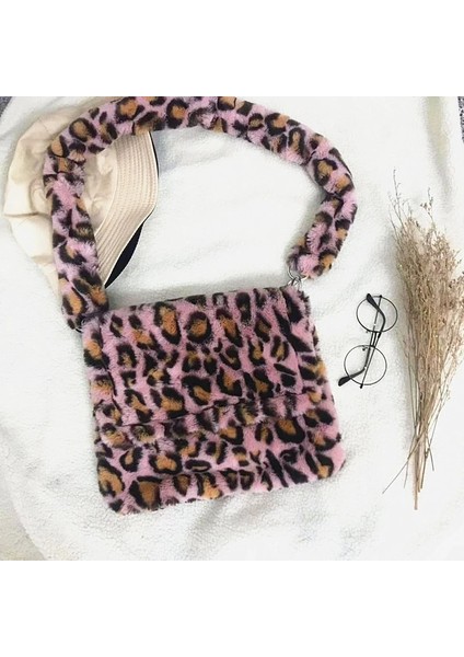 Bej Leopar C Stili Kürk Çanta Hayvan Baskı Leopar Çanta Kadın Bayanlar Kış Sıcak Crossbody Çanta Ünlü Büyük Kapasiteli Shoudler Clutew (Yurt Dışından) fırsatları