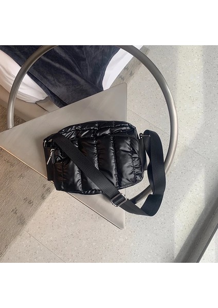 Siyah Stil 24X18X8CM Moda Uzay Ped Pamuk Omuz Çantası Kadınlar Için Kış Naylon Crossbody Çanta Bayan Kapitone Yastıklı Çanta Kadın Kabarık Alışveriş Çantası (Yurt Dışından)