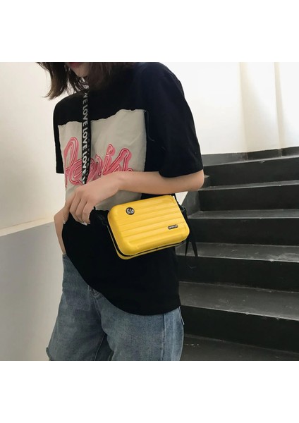 Gümüş Tarzı Kadın Tasarımcı Çantaları Moda Rahat Mektup Şerit Küçük Kare Çanta Kadın Fermuar Düz Renk Mini Bavul Çapraz Postacı Çantası (Yurt Dışından) modelleri