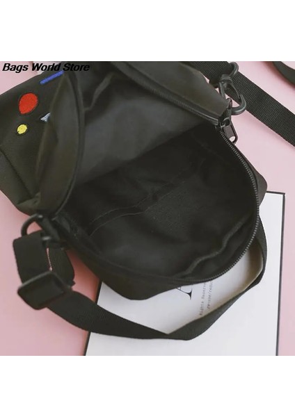 Yeşil Stil Kadın Rahat Omuz Çantası Sevimli Kız Mini Naylon Robot Telefon Çanta Messenger Bolsas De Marca Komik Kawaii Crossbody Çanta (Yurt Dışından) fırsatları
