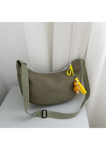 Yeşil Stil 26CM 28CM 6.5cm 2021 Naylon Kumaş Messenger Çanta Kadın Yeni Moda Kore Versiyonu Dumpling Crossbody Çanta Hafif Çanta Koltukaltı Çanta Tek Omuz Çantası (Yurt Dışından) modelleri