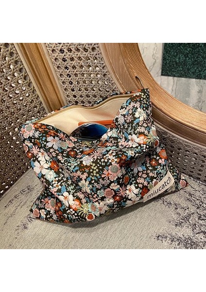No.3 Tarzı Retro Çiçek Kozmetik Çantası Pamuklu Kumaş Makyaj Organizatör Kadın Necesserie Güzellik Saklama Kutusu Büyük Seyahat Tuvalet Çamaşır Torbası (Yurt Dışından) fiyatları