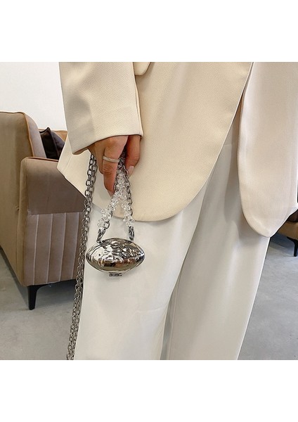 Gümüş Tarzı Lüks Mini Kadın Metal Kabuk Çanta Crossbody Çanta Kadın Boncuklu Zincir Çanta Parti Ruj Tuşları Bolsa Akşam Göğüs Bel Paketi (Yurt Dışından) indirimleri