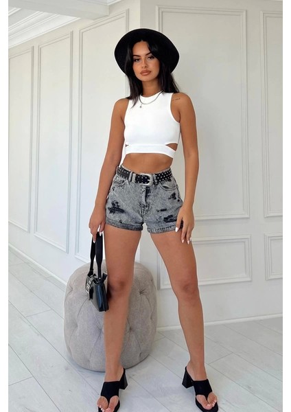 Pencere Detay Basic Beyaz Crop Top