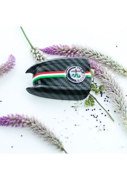Üç Renkli-A Karbon Fiber Anahtar Kabuk Anahtar Kabuk 3D Anahtarlık Alfa Romeo Giulia Stelvio Araba Anahtarı Koruyucu Kapak (Yurt Dışından)