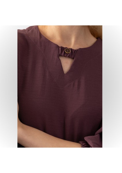 Kadın Gül Kurusu Yakası Düğme Detaylı Kolları Büzgülü Yarım Kol Salaş Kesim Aerobin Tunik indirimleri