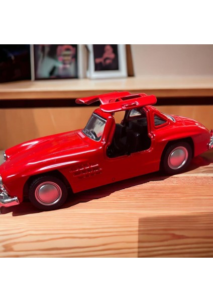 Nostaljik Metal Çek Bırak Araba Kırmızı Kapılar Açılır ( 1/36 Ölçek ) Mod:1 modelleri