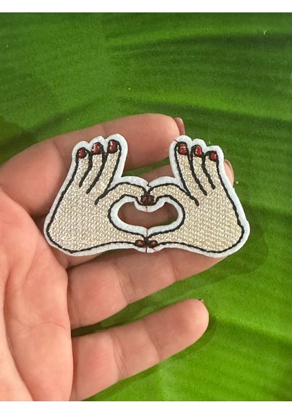 7x5 cm Ütü Ile Yapışan Nakış Işleme Kalp El Arma Yama Dikiş Hobi Aksesuarı