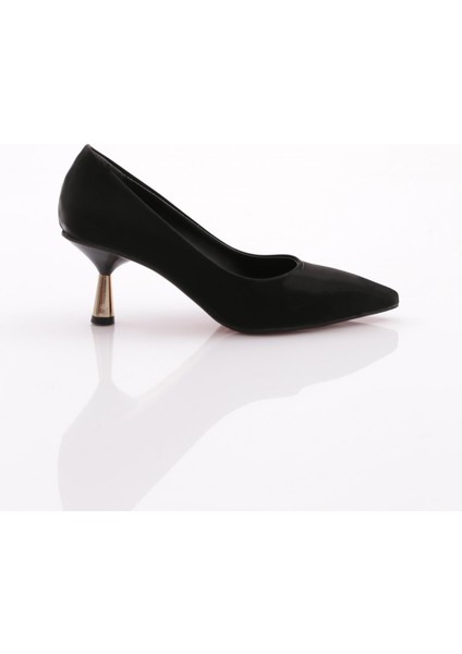 340-1 Kadin Sivri Burun Parmak Dekolteli Topuklu Ayakkabı