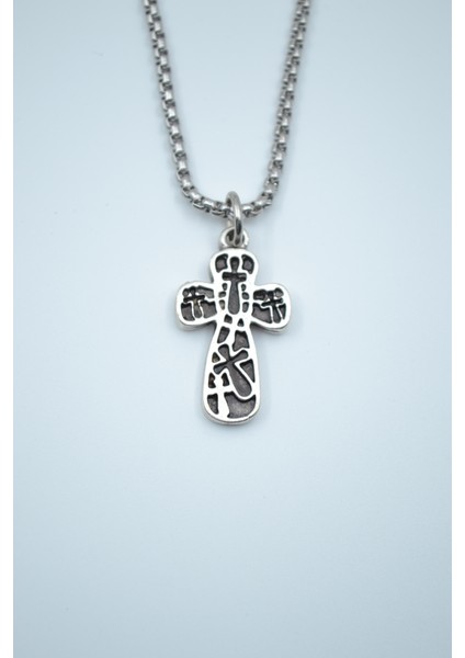 Haç Desenli Haç Örme Zincir Kolye