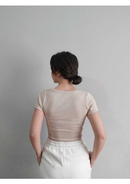 Kadın Crop T-Shirt Yeni Season modelleri