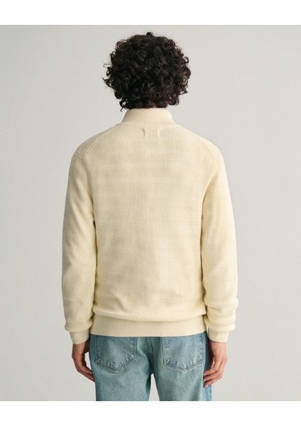 Erkek Krem Regular Fit Fermuarlı Logolu Hırka 8030200.130 modelleri