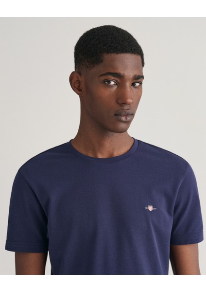 Erkek Lacivert Slim Fit Bisiklet Yaka Logolu T-Shirt 2013033.433 indirimleri