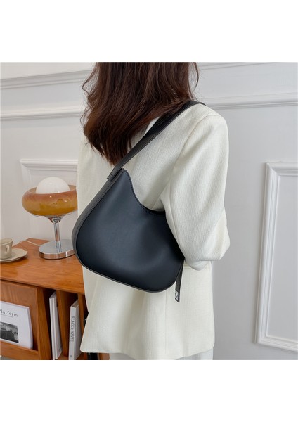 Büyük Kapasiteli Kadın Omuz Çantası (Yurt Dışından) fiyatları