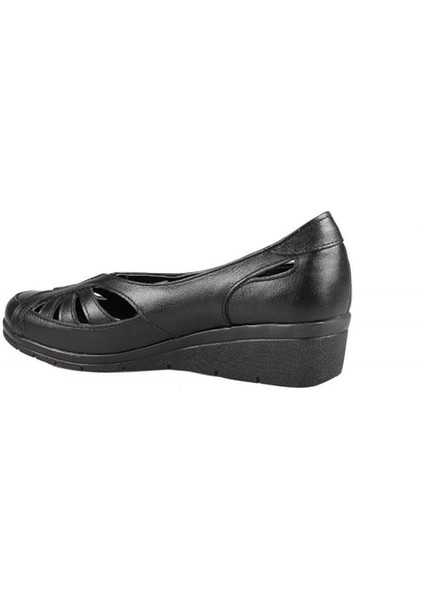 7022 Kadın Deri Anne Comfort Ayakkabı Siyah fırsatları