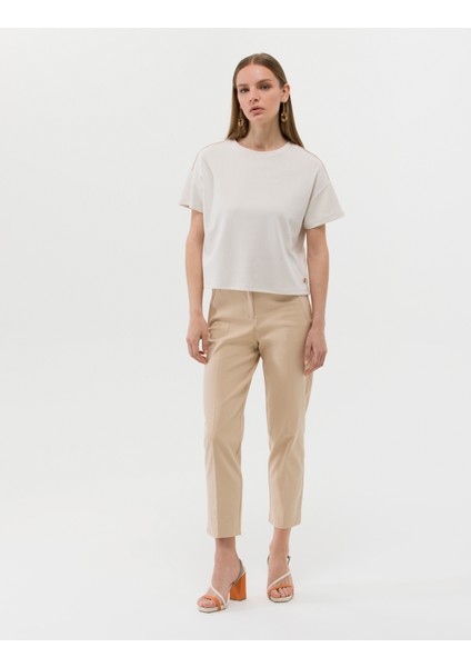 Kadın Krem Regular Fit Tişört 50269359-VR071