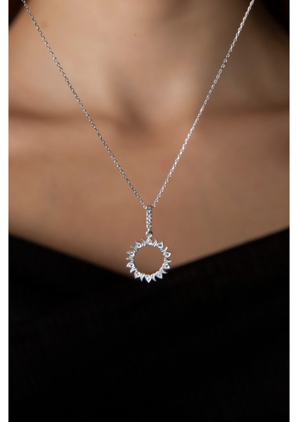 Kadın Güneş Model 925 Ayar Gümüş Kolye modelleri