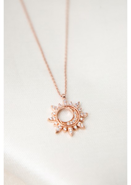 Kadın Güneş Model 925 Ayar Gümüş Kolye fırsatları