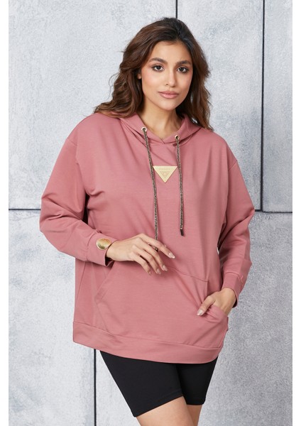 Fancy Kadın Kapüşonlu Kanguru Cepli Arma Detaylı Regular Sweatshirt