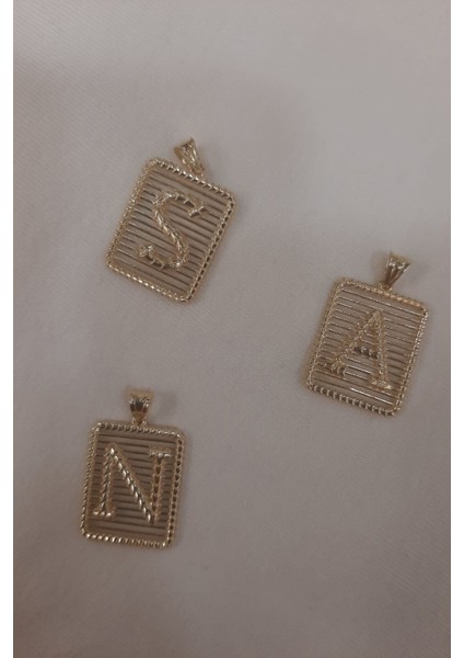 14 Ayar Altın Dikdörtgen Harf Kolye Ucu fiyatları