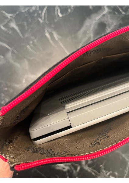 Ke Model Kırmızı Suni Deri Yatay Laptop Kılıfı / Portföy Çantası ( Sınırlı Üretim) indirimleri