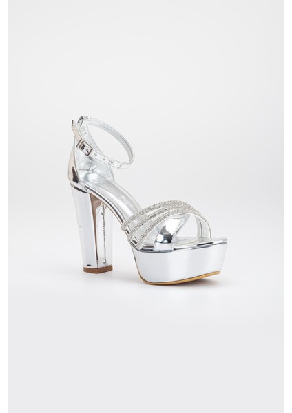 Rugan Çapraz Taşlı 40MM Gümüş Kadın Platform Topuklu Abiye Ayakkabı fırsatları
