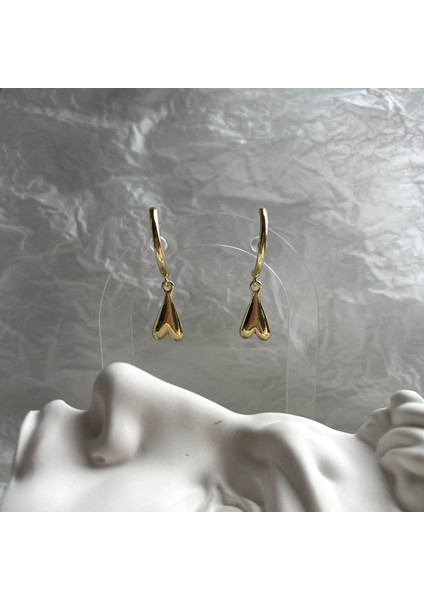 Gold Ters Sallantı Kalp Küpe