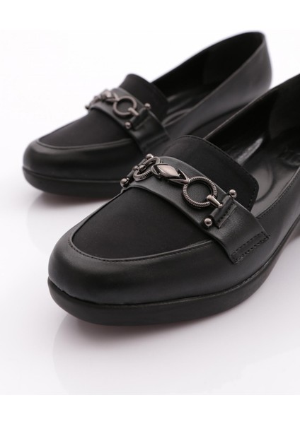 23072 Kadin Önü Metal Aksesuarli Dolgu Topuklu Ayakkabi fırsatları