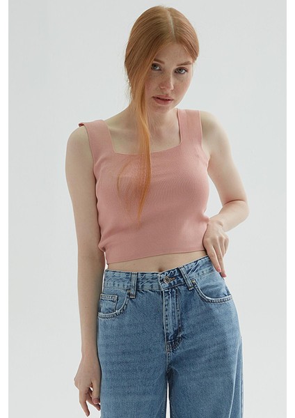 Kare Yaka Atlet Pembe modelleri