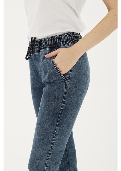 Paçası ve Beli Lastikli Denim Pantolon Mavi fırsatları