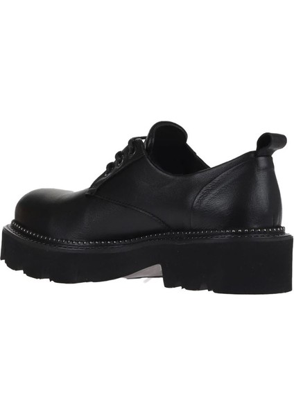 Siyah Deri Kadın Klasik Ayakkabı 01WT0301 indirimleri