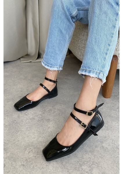 Kadın Figo Köşe Burun Babet Siyah-Rugan fiyatları