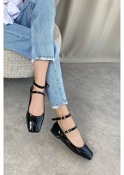 Kadın Figo Köşe Burun Babet Siyah-Rugan fırsatları