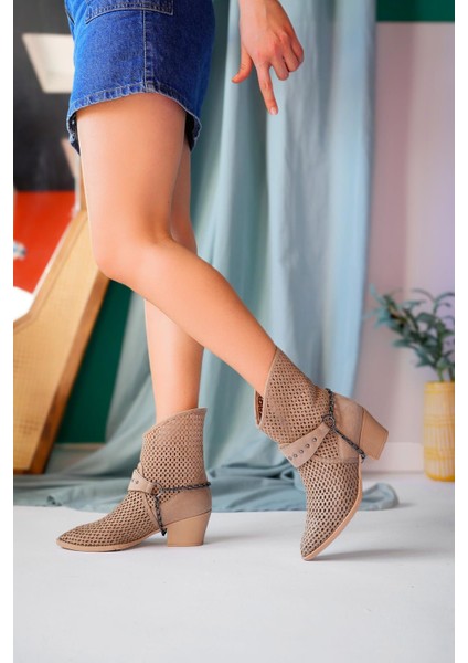 Burning Garantili Kadın Lazer Kesim Zincir Detaylı Delikli Kovboy Yazlık Topuklu Festival Bot fiyatları